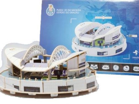 Puzzle 3D em Madeira: Estádio do Dragão com Luz Incluída - Kit Constrói Discount